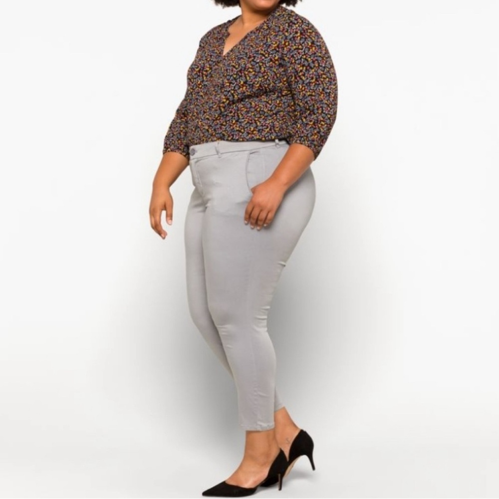 NEW Kut from the Kloth Women’s Joanna Slim Straight Ankle Trouser Pant Grey 18W